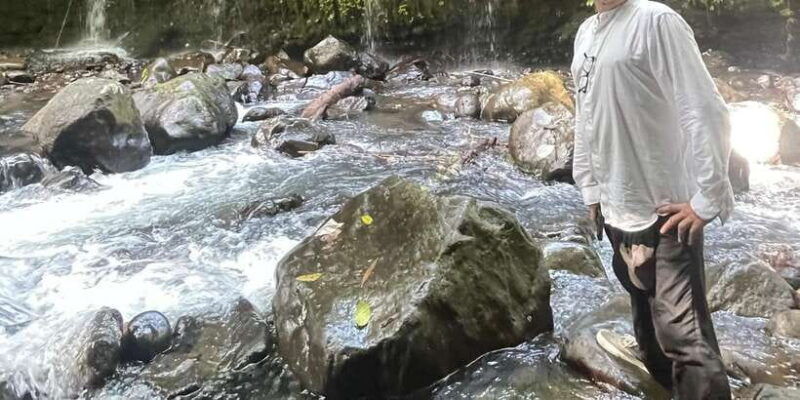 pedal-bike-through-rice-terraces-forests-and-lawang-caves