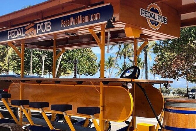 pedal-pub-miami-wynwood-graffiti-bar-tour