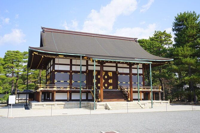 pedal-through-kyotos-past-a-biking-odyssey