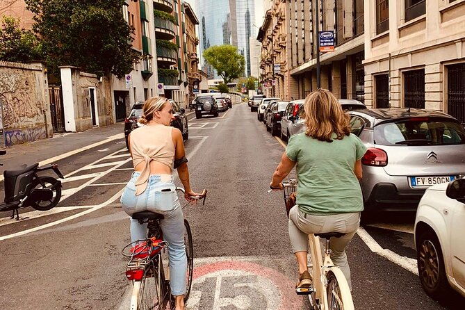 pedal-through-milans-hidden-gems-a-unique-bike-tour