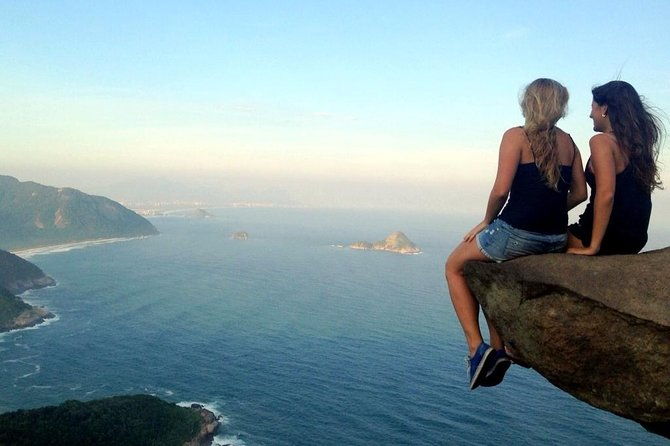 pedra-do-telegrafo-hike-tour-with-transfer