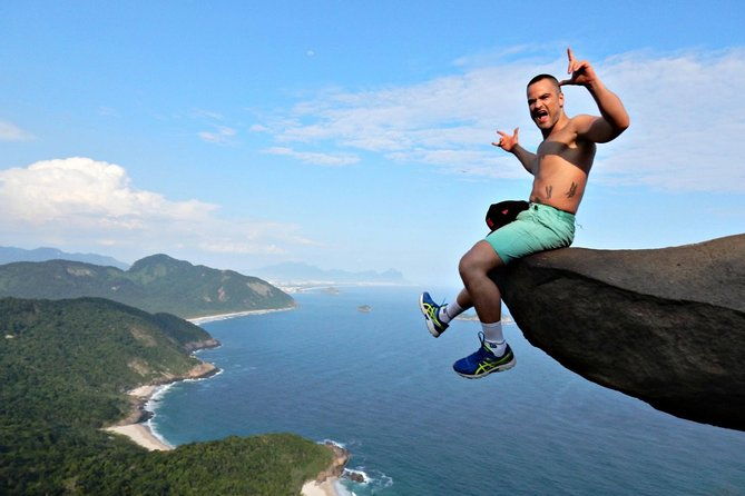 pedra-do-telegrafo-hiking-tour-with-the-best-tour-operator-in-rio