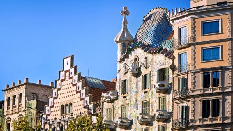 Pedrera, Casa Batlló, Gothic Quarter Photo Walk - The Sum Up