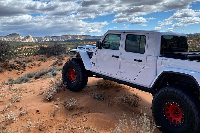 peekaboo-slot-canyon-jeep-tour
