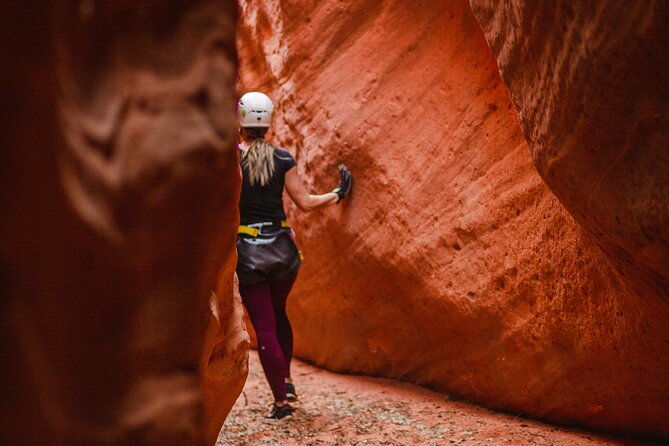 peekaboo-slot-canyon-jeep-tour