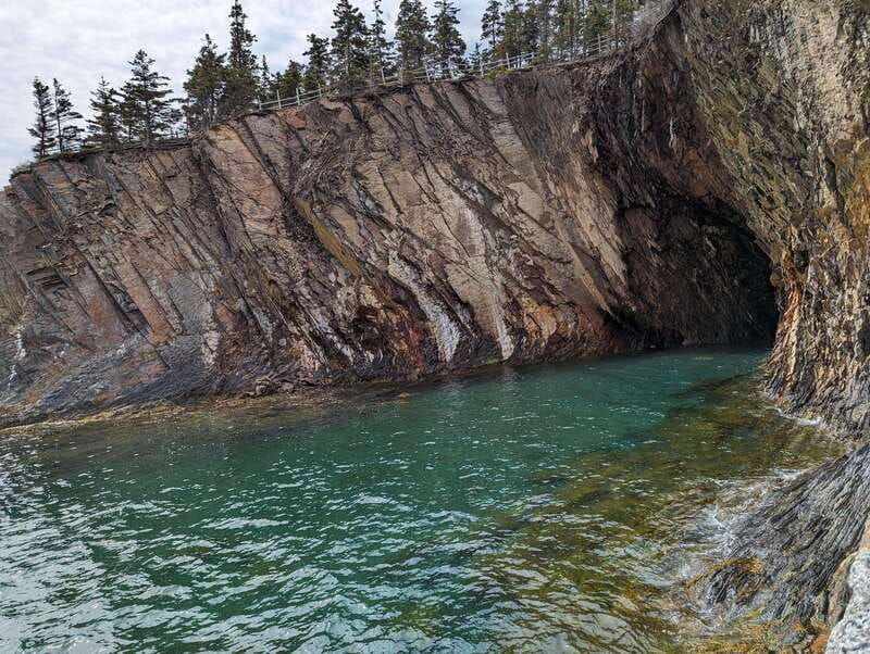 peggys-cove-lunenburg-2-hidden-gems-full-day-tour