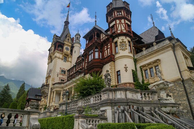 peles-and-cantacuzino-castles-small-group-day-tour-from-brasov