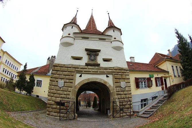peles-castle-bran-castle-and-brasov-from-bucharest