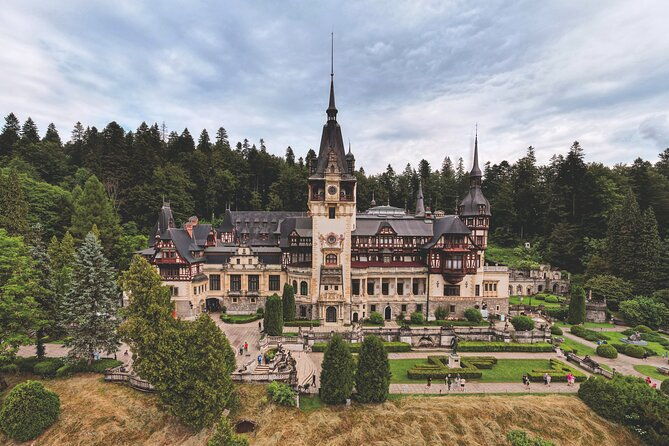 peles-castle-bran-castle-rasnov-fort-private-tour-from-brasov
