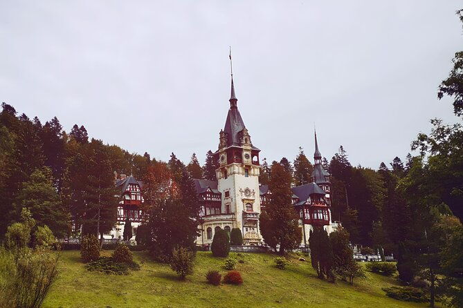 peles-castle-bran-castle-rasnov-fort-private-tour-from-brasov