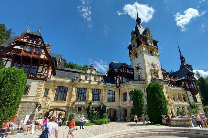 peles-castle-dracula-castle-and-brasov-old-town-private-tour-from-bucharest