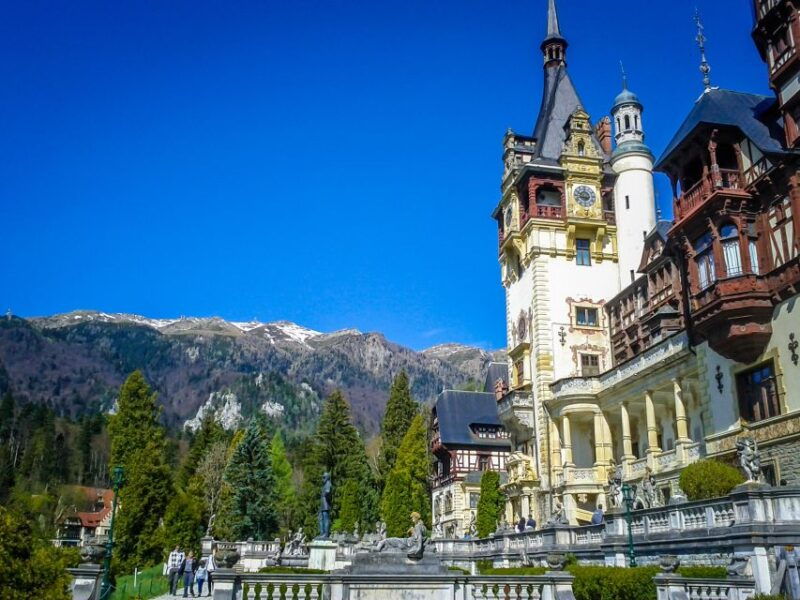 peles-draculas-castles-brasov-private-day-trip-pickup