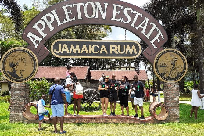 pelican-bar-appleton-rum-tour-ys-falls-jamaica-south-coast-experience-montego