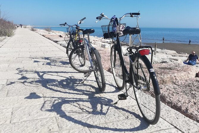 pellestrina-bike-hopping-around-the-venice-lagoon-islands