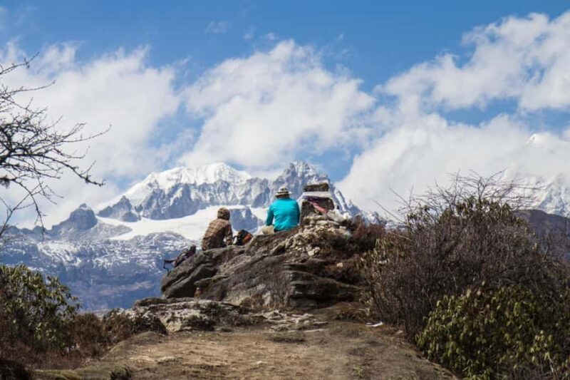 Pelling: Yuksom Full-Day Guided Trip with Hotel Pickup - Key Points