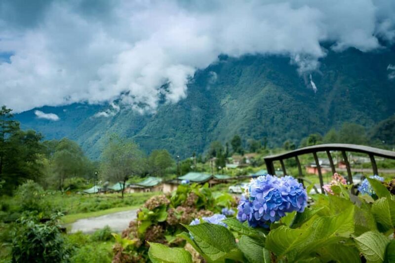 Pelling: Yuksom Full-Day Guided Trip with Hotel Pickup - Who Should Consider This Tour?