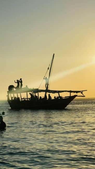 Pemba Island: Dhow Race and Spice Plantation Tour - Visiting the Spice Plantation: Fragrant and Educational
