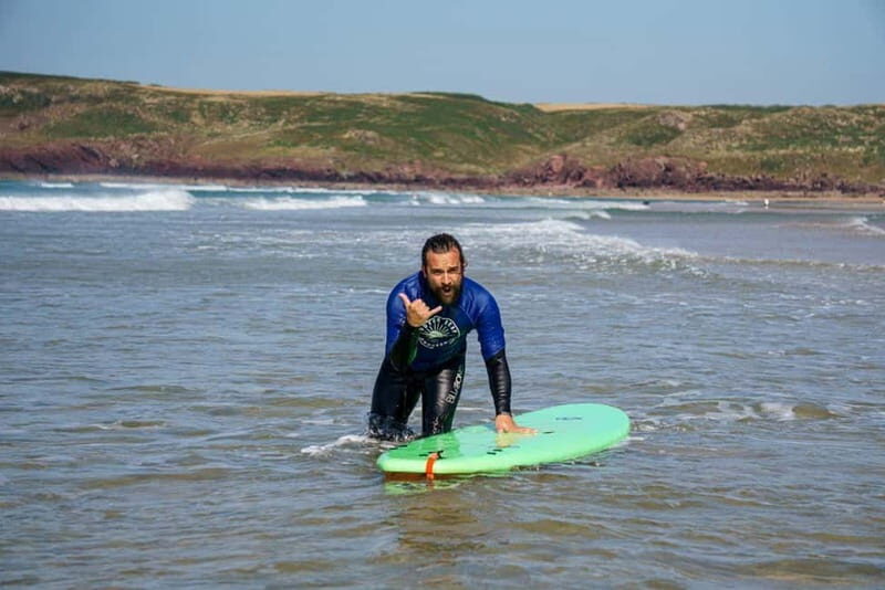 Pembrokeshire: Surfing Lessons with Qualified Instructors - Who Should Consider This Experience?