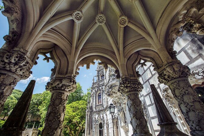 pena-palace-and-regaleira-private-tour-all-tickets-included