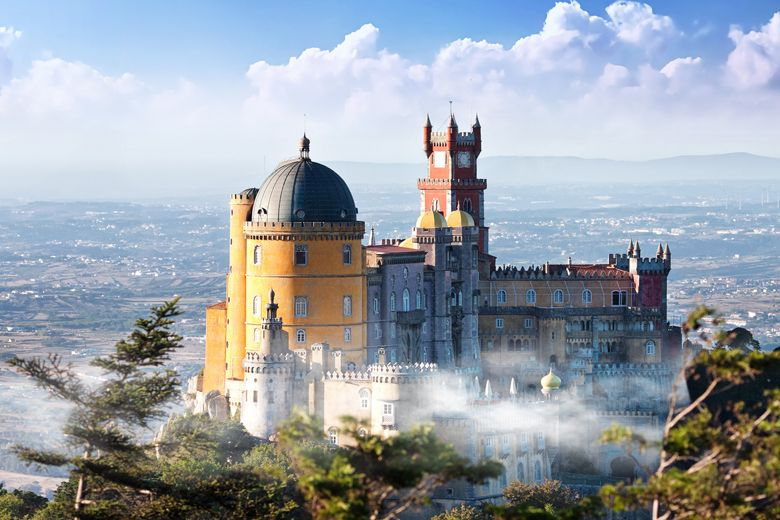 pena-palace-fast-track-sintra-and-cascais-full-day-tour