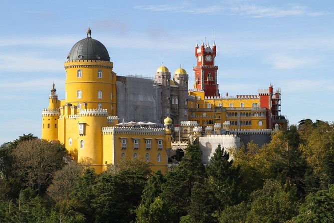 pena-palace-sintra-and-cascais-tour-travel-with-locals