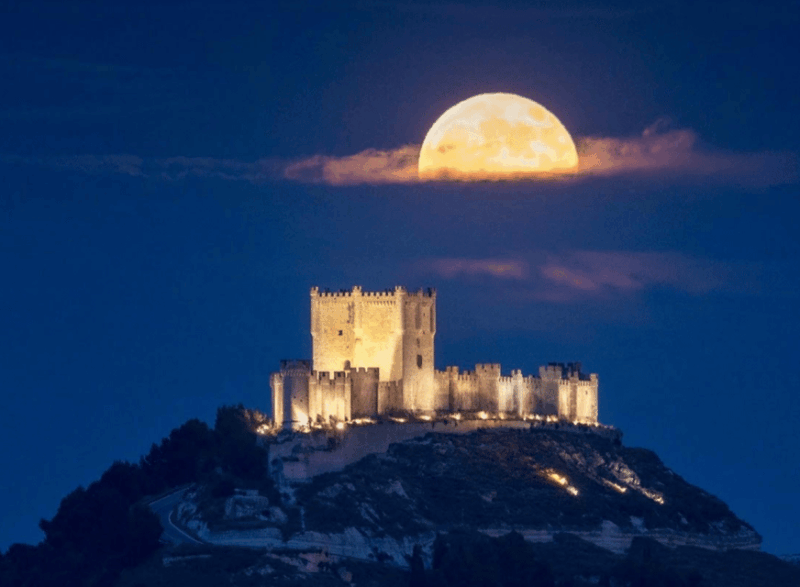 penafiel-private-visit-to-the-castle-and-historic-center