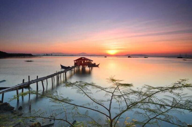 penang-george-town-kek-lok-si-penang-hill-spice-garden