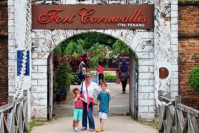 Penang Heritage Tour: Iconic City Landmarks & Fort Cornwallis - Key Points