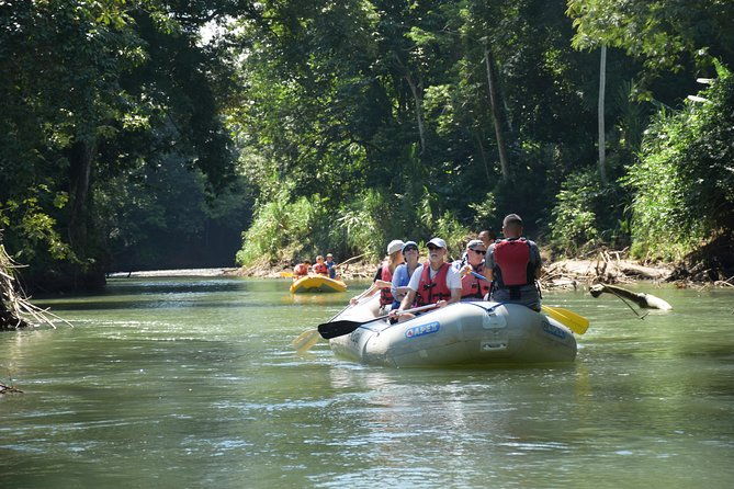 penas-blancas-river-safari-float-from-la-fortuna