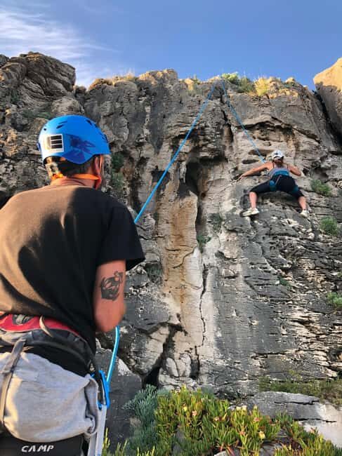 Peniche: Climbing on the beautiful cliffs by the sea. Certified guide. - Reviews and Authentic Insights