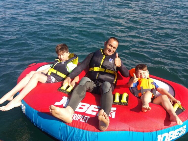 peniche-traction-buoy-or-banana-boat-adventure