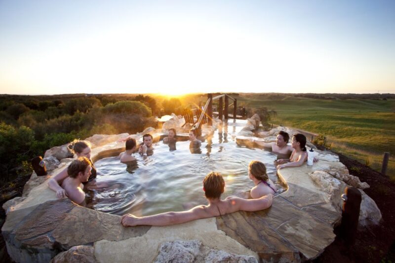 Peninsula Hot Springs: Fire, Ice, and Bathe - An Invigorating Balance of Heat and Cold