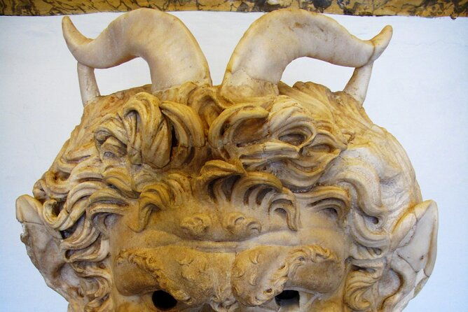 percy-jackson-tour-for-kids-at-the-capitoline-museums-of-rome-with-special-guide