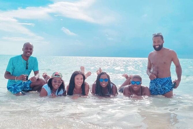 perfect-day-swimming-pigs-snorkel-lunch