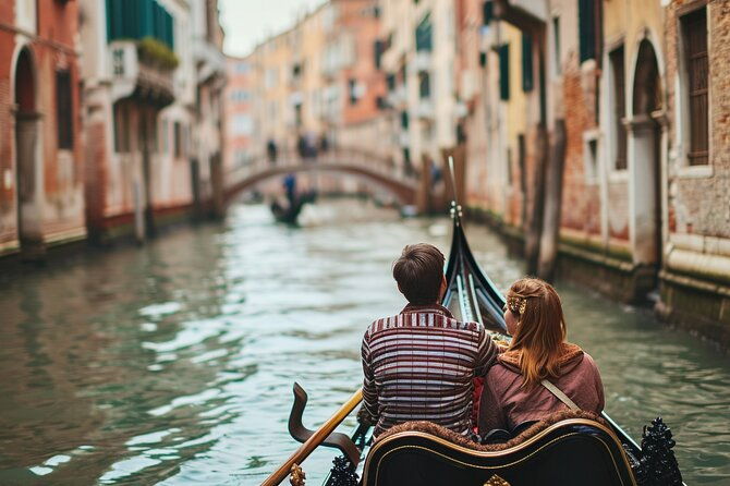 perfect-private-venice-tour-with-gondola-photoshoot
