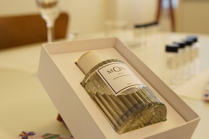 perfume-creation-workshop-in-florianopolis