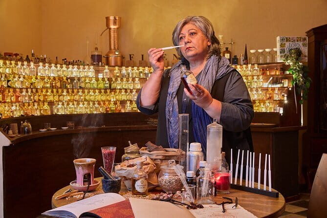Perfume Masterclass in Florence: Make your Own Personal Fragrance - Key Points