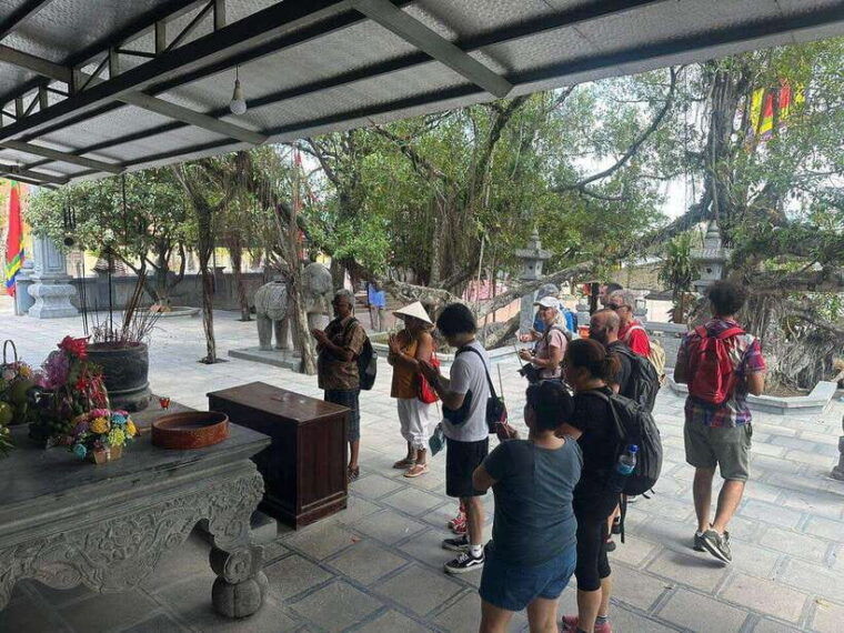 perfume-pagoda-full-day-with-boat-trip-and-cave