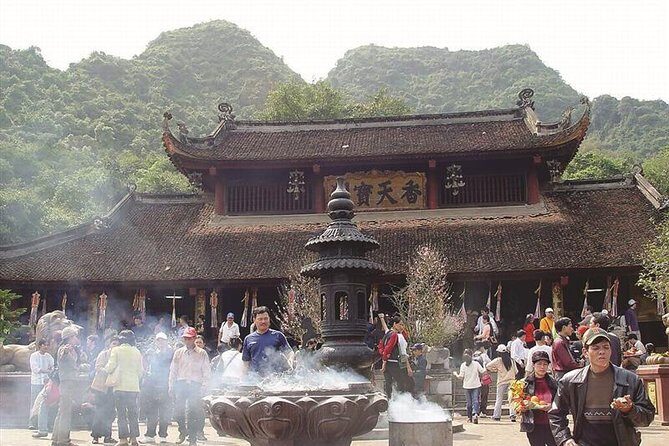 Perfume Pagoda One Day Tour With Lunch From Hanoi - Key Points