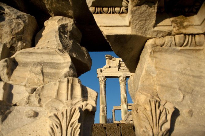 pergamonasklepion-day-tour-from-kusadasi-izmir
