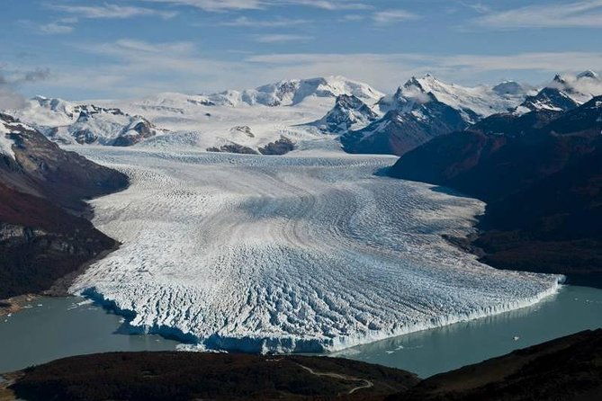 perito-moreno-glacier-with-nautical-safari