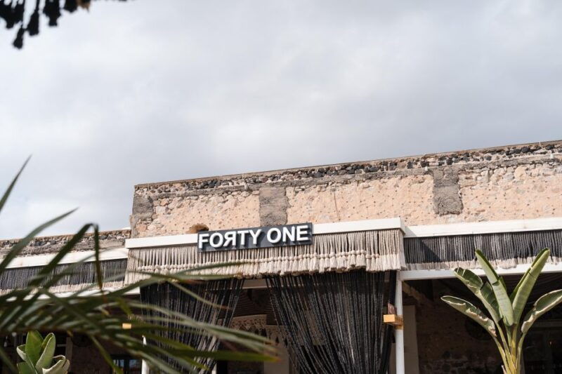 perivolos-beach-cooking-class-fortyone-bar-restaurant