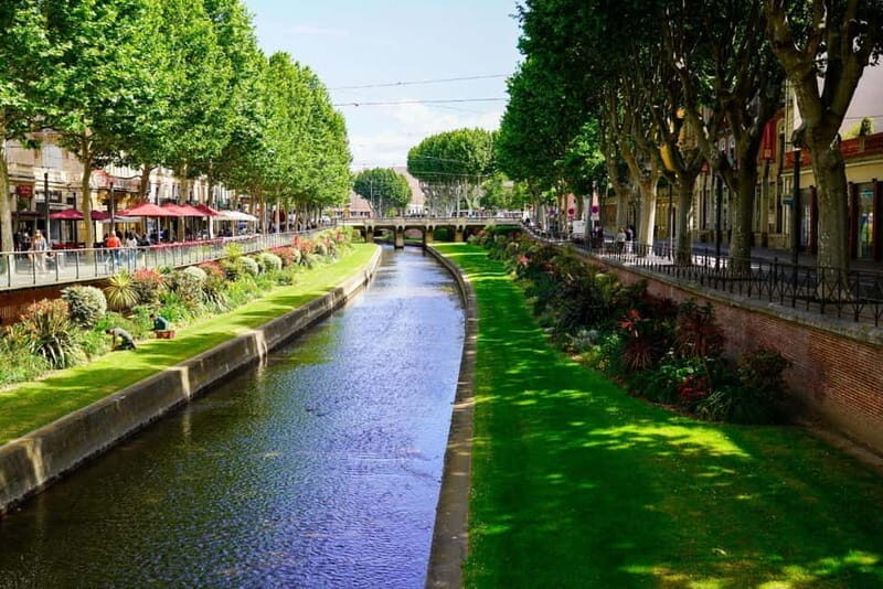 Perpignan: Express Walk with a Local in 60 minutes - Who Will Love This Experience?