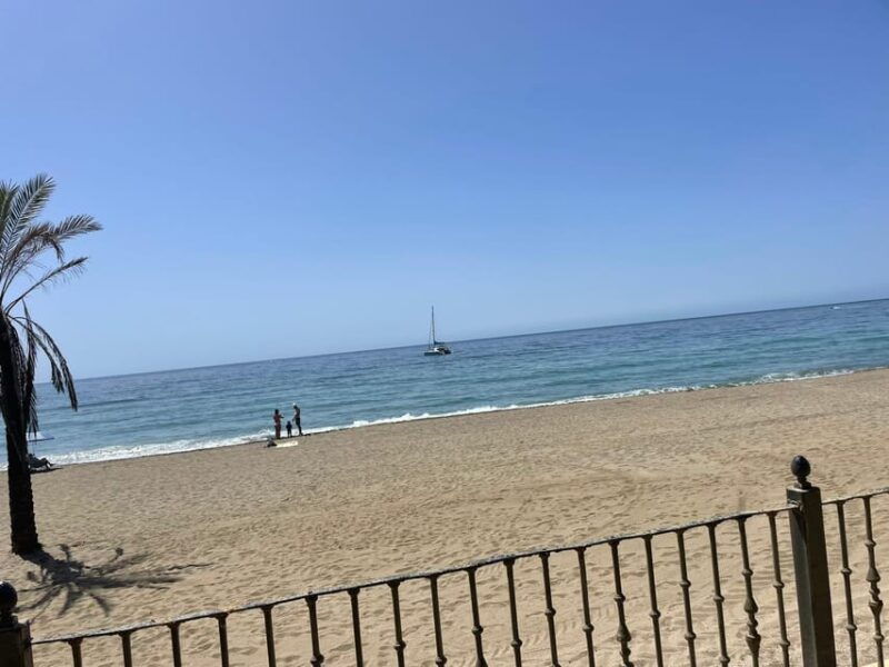 personal-group-fitness-training-by-the-beach