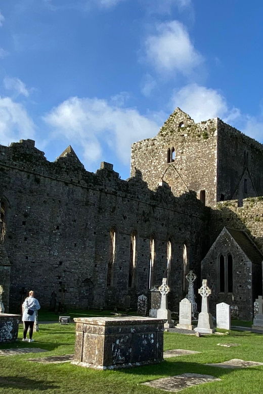 personal-tour-from-dublin-rock-of-cashel-cahir-castle-more