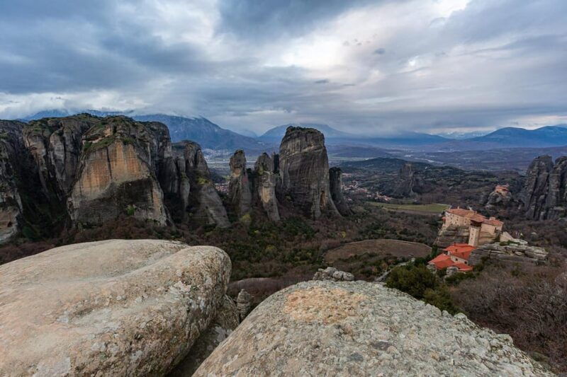 personalised-private-meteora-morning-tour-with-local-guide