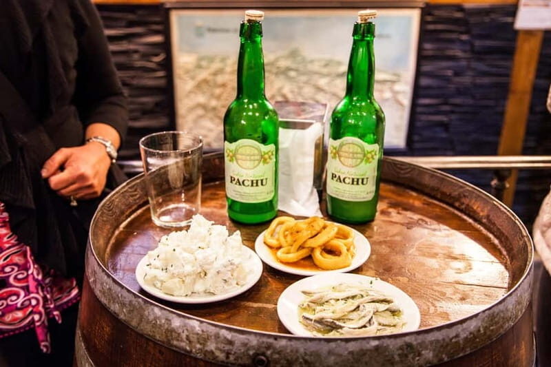 Personalised Traditional Madrid Night Tapas and Drinks Tour - Key Points
