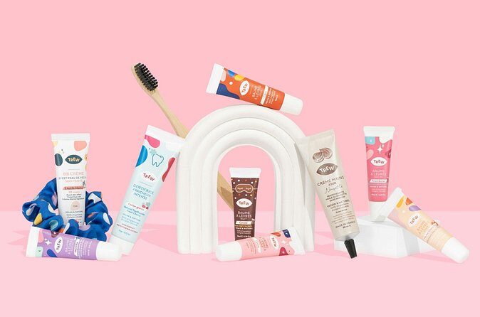 Personalized Cosmetic Shopping Experience in Japan - Optional Photos and Souvenirs