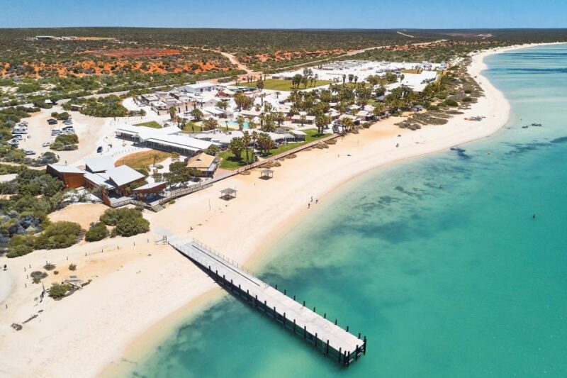Perth: 4-Day Coastal Loop to Monkey Mia with Accommodation - Day 4: Geraldton to Perth — Coastal Farewell and Pinnacles Desert