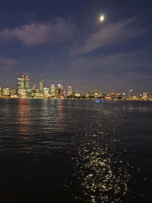 Perth: Swan River Kayak Tour with Wine & Cheese - The Sum Up